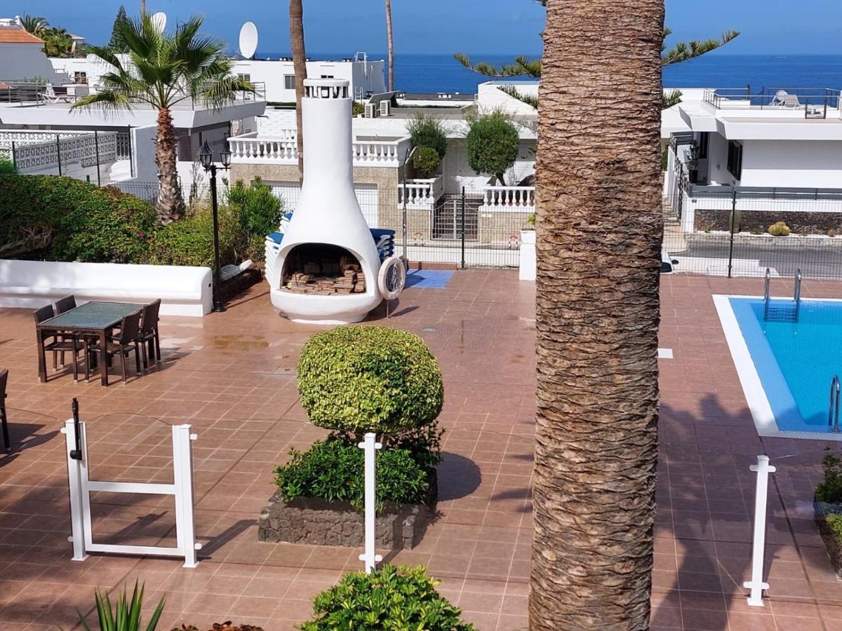 First Line Villa Floor Studio Apartment With Amazing Sea View Air Conditioned Just 50M From The Beach Costa Adeje  Exteriér fotografie