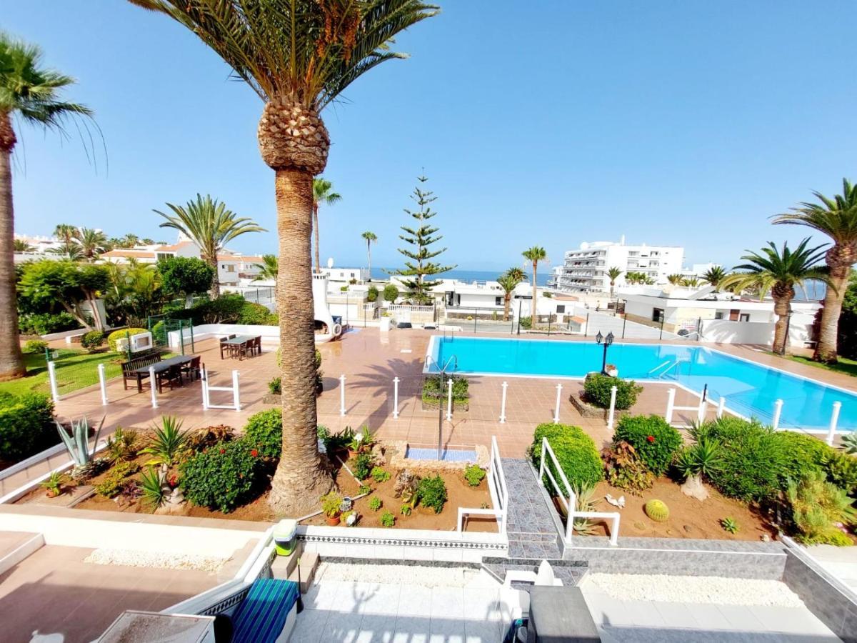 First Line Villa Floor Studio Apartment With Amazing Sea View Air Conditioned Just 50M From The Beach Costa Adeje  Exteriér fotografie
